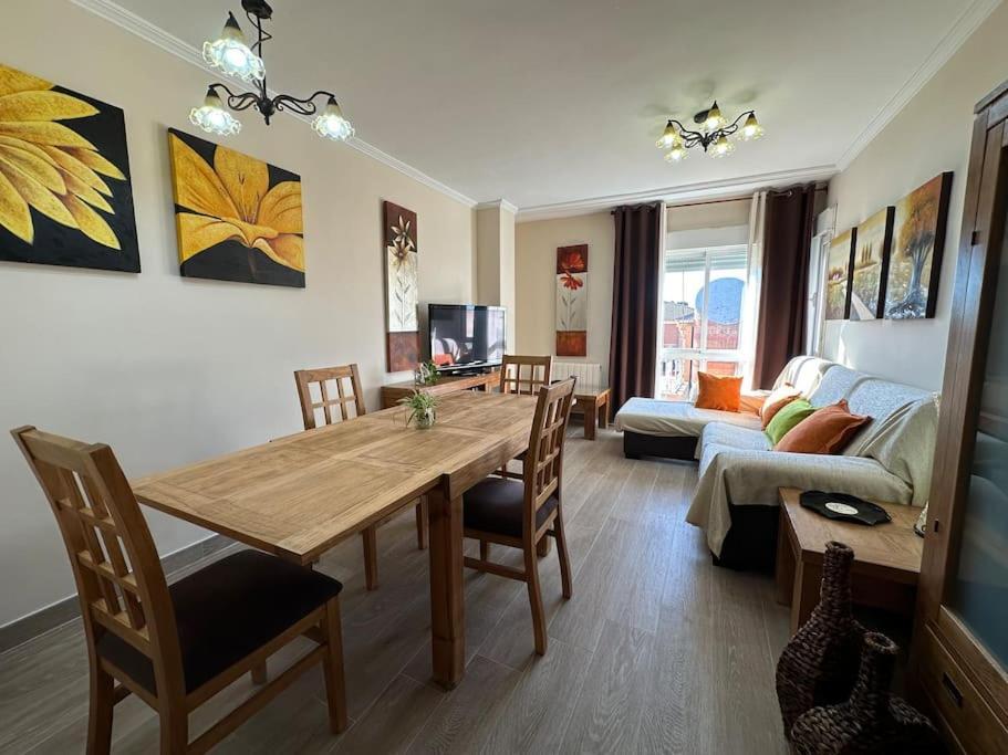 Piso En Linares Zona Centro Con Parking Gratis Apartment Exterior photo